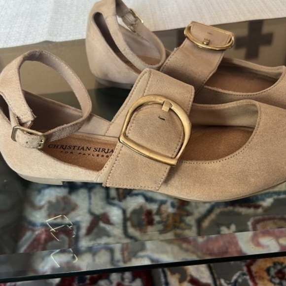 Christian Siriano Women’s Tan Suede Ankle Tie Wrap ,golden buckle 6.5/36 - Picture 3 of 6